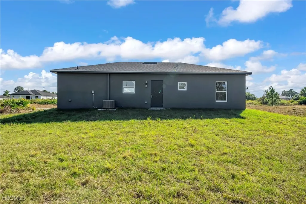 861 Chicago Street E Lehigh Acres FL 33974