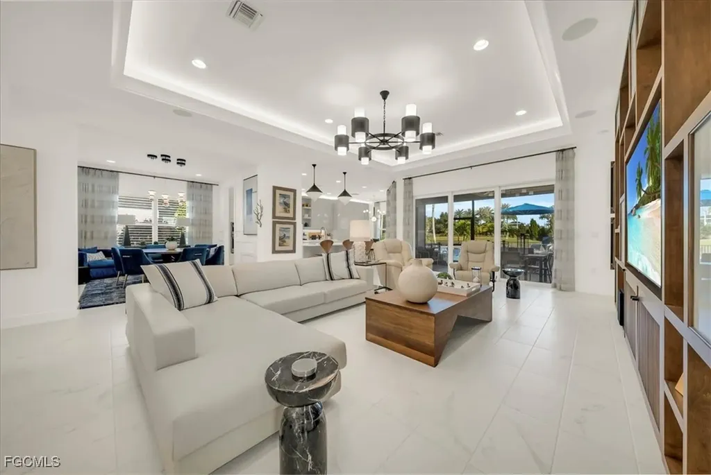 11230 Daphne Court Naples FL 34120