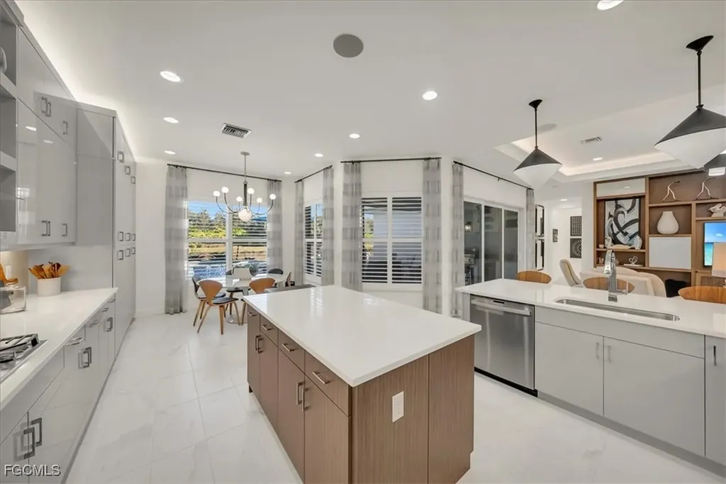 11230 Daphne Court Naples FL 34120