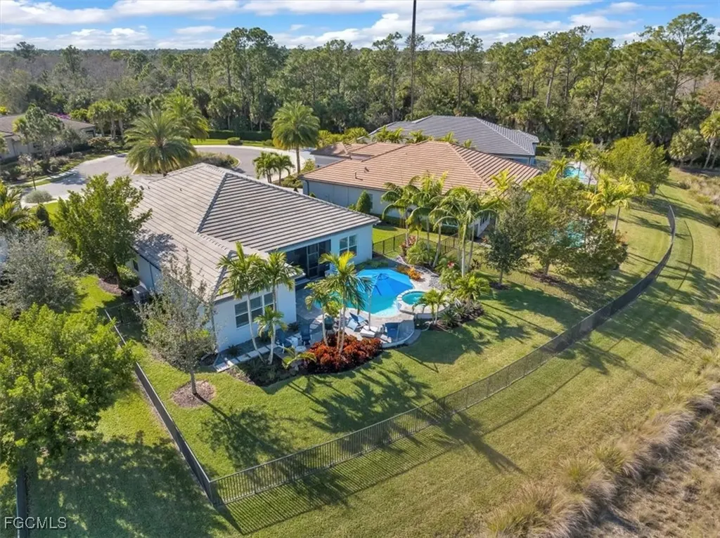 11230 Daphne Court Naples FL 34120