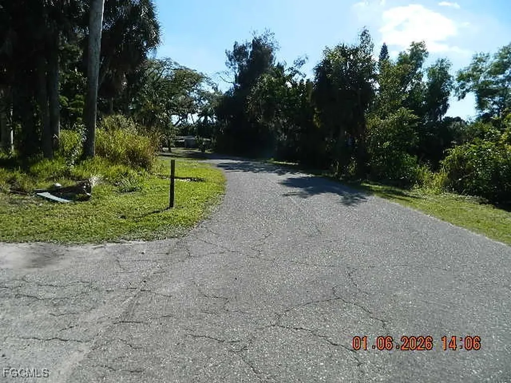 236 Lagoon Drive Fort Myers FL 33905
