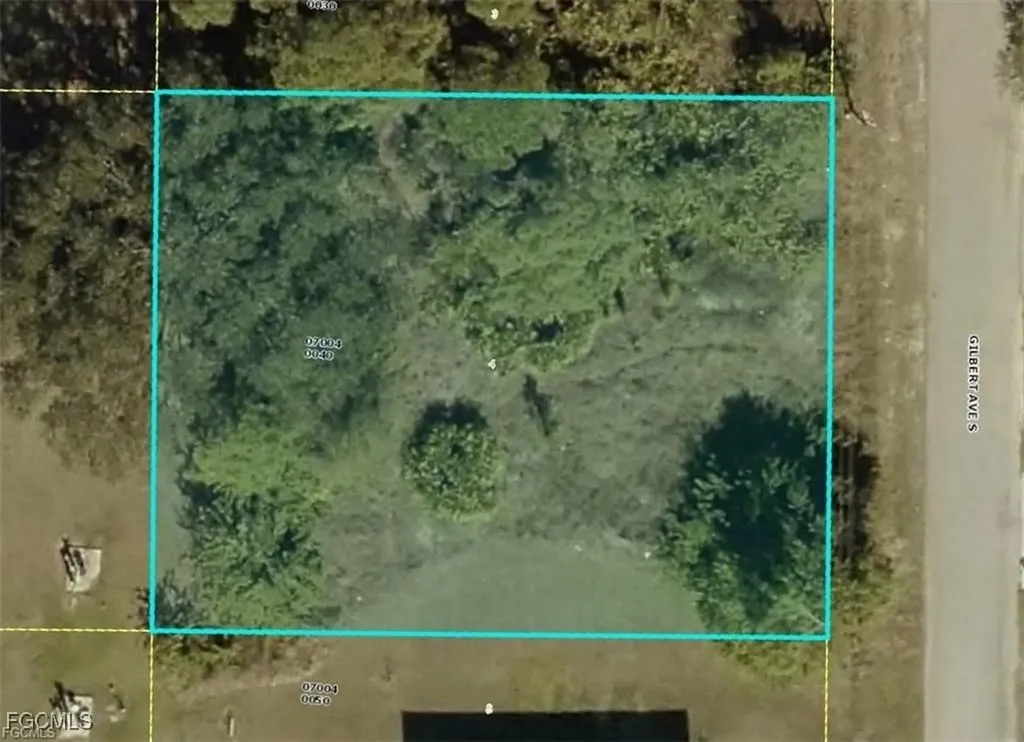 112 114 Gilbert Avenue S Lehigh Acres FL 33973