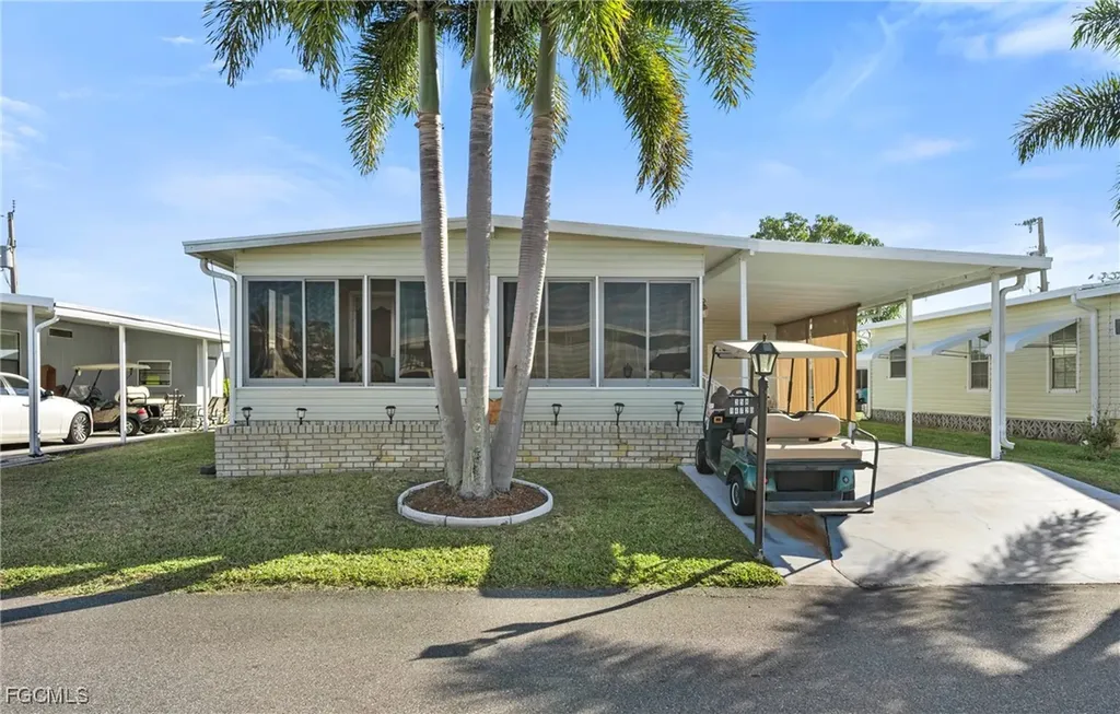 14720 Constitution Way North Fort Myers FL 33917