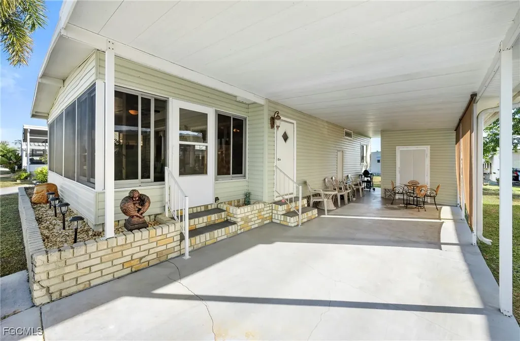 14720 Constitution Way North Fort Myers FL 33917