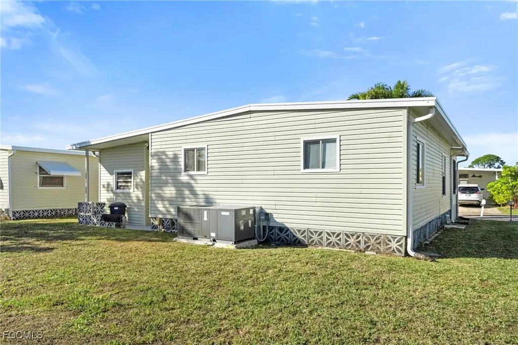 14720 Constitution Way North Fort Myers FL 33917