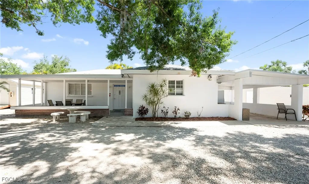 14720 Constitution Way North Fort Myers FL 33917