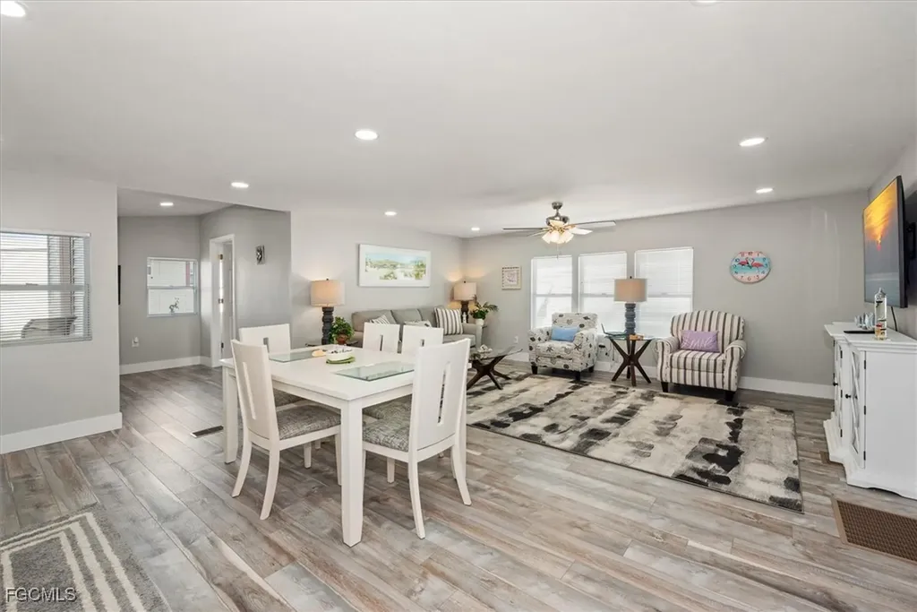 359 Verna Avenue Fort Myers FL 33908