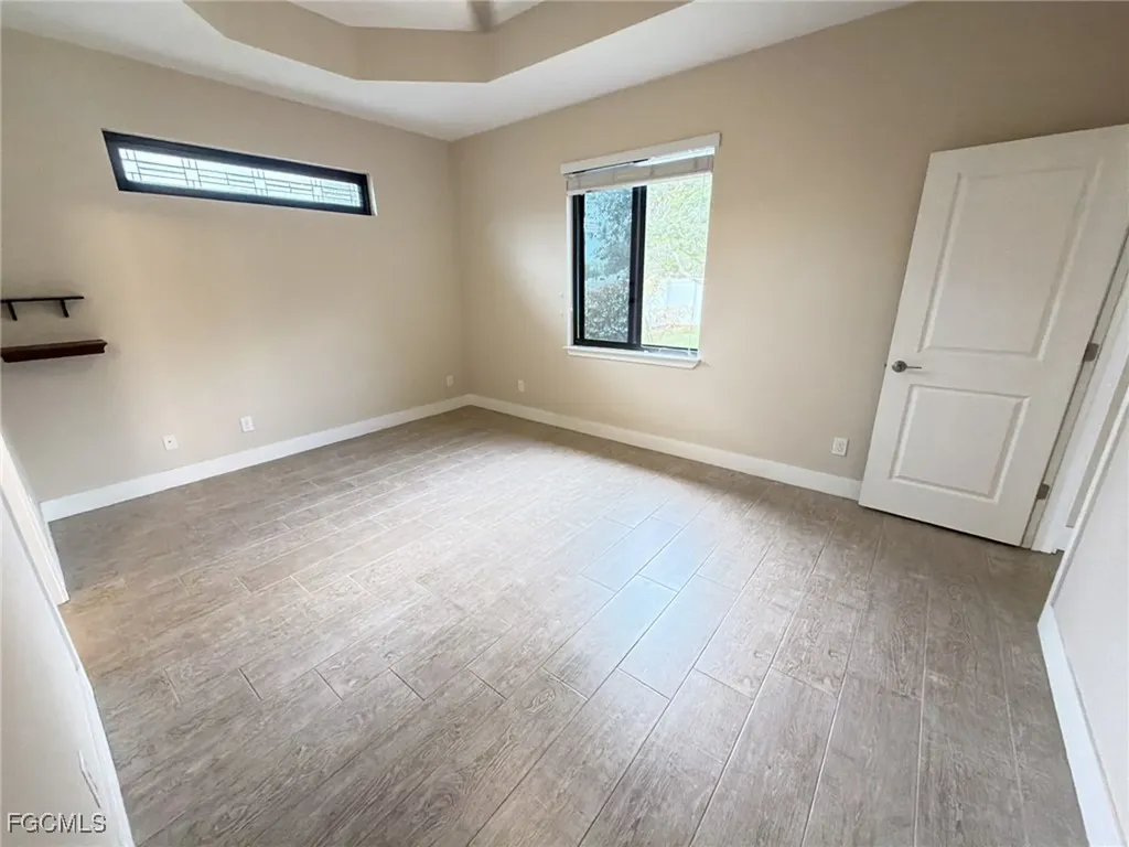 916 SW 7th Avenue Cape Coral FL 33991