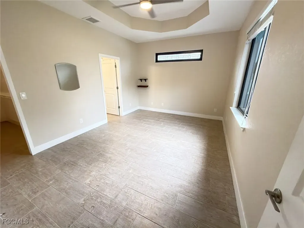 916 SW 7th Avenue Cape Coral FL 33991
