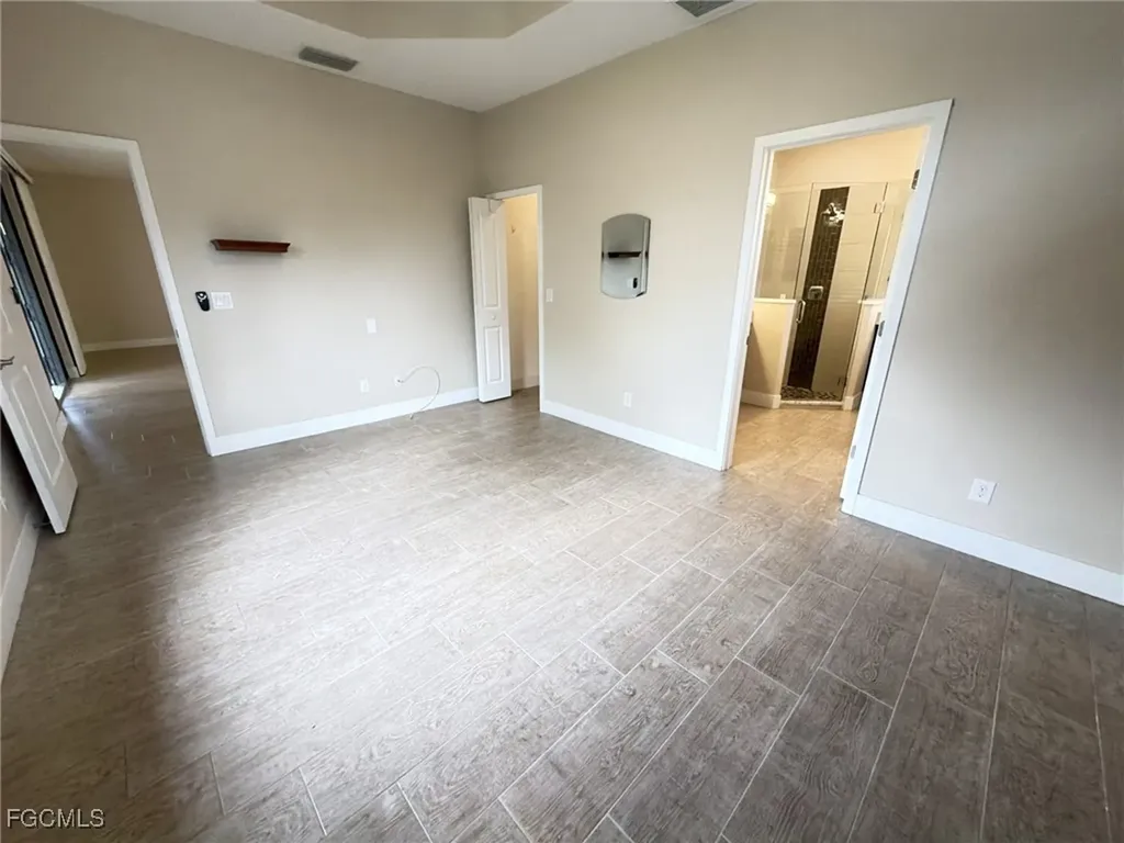 916 SW 7th Avenue Cape Coral FL 33991