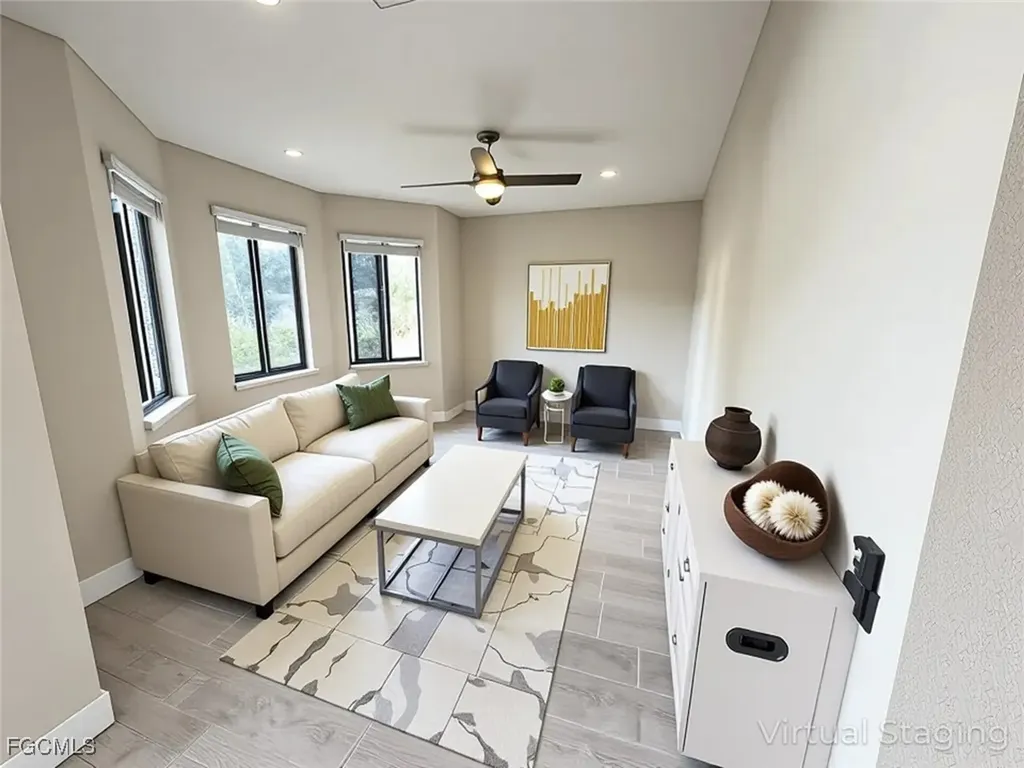 916 SW 7th Avenue Cape Coral FL 33991