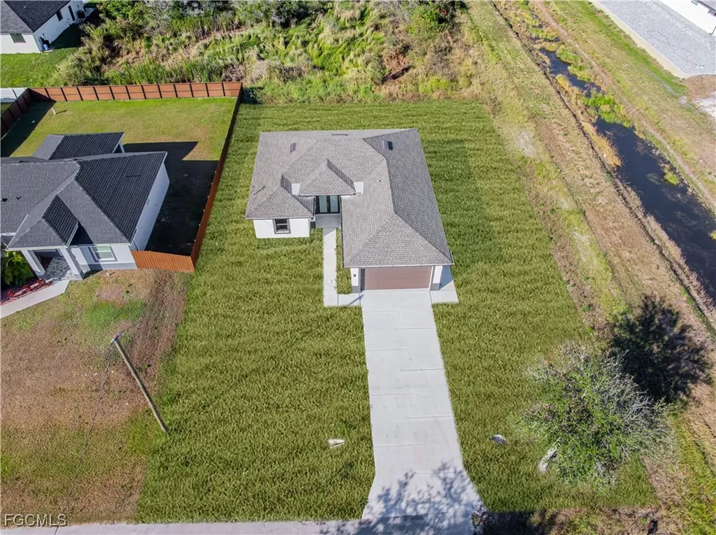 4700 Dora Avenue S Lehigh Acres FL 33974