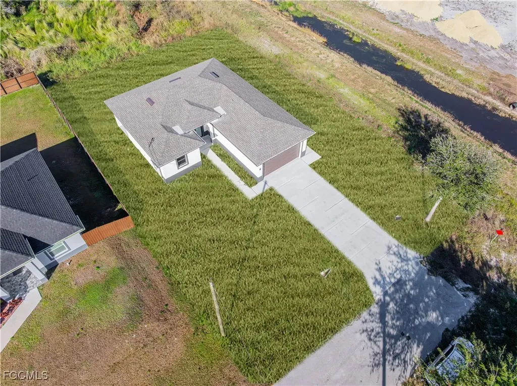 4700 Dora Avenue S Lehigh Acres FL 33974