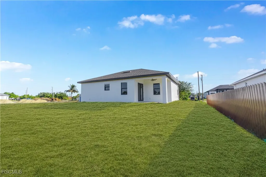 4700 Dora Avenue S Lehigh Acres FL 33974