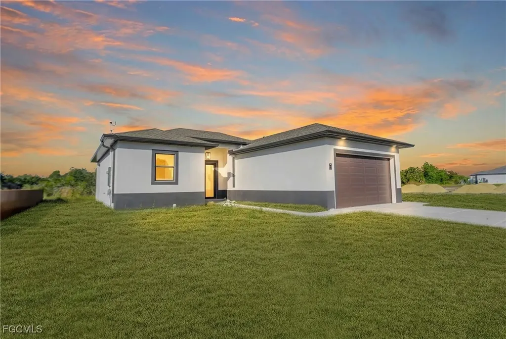 4700 Dora Avenue S Lehigh Acres FL 33974
