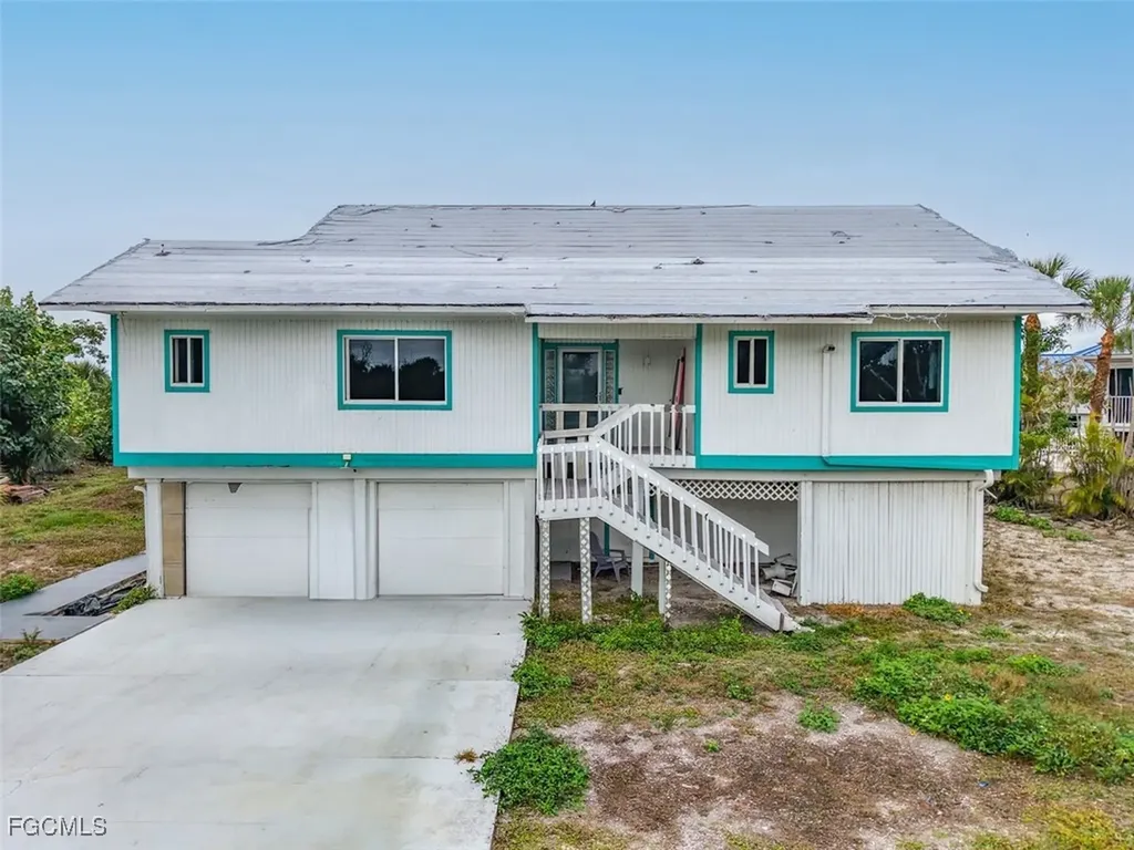 497 Lake Murex Circle Sanibel FL 33957
