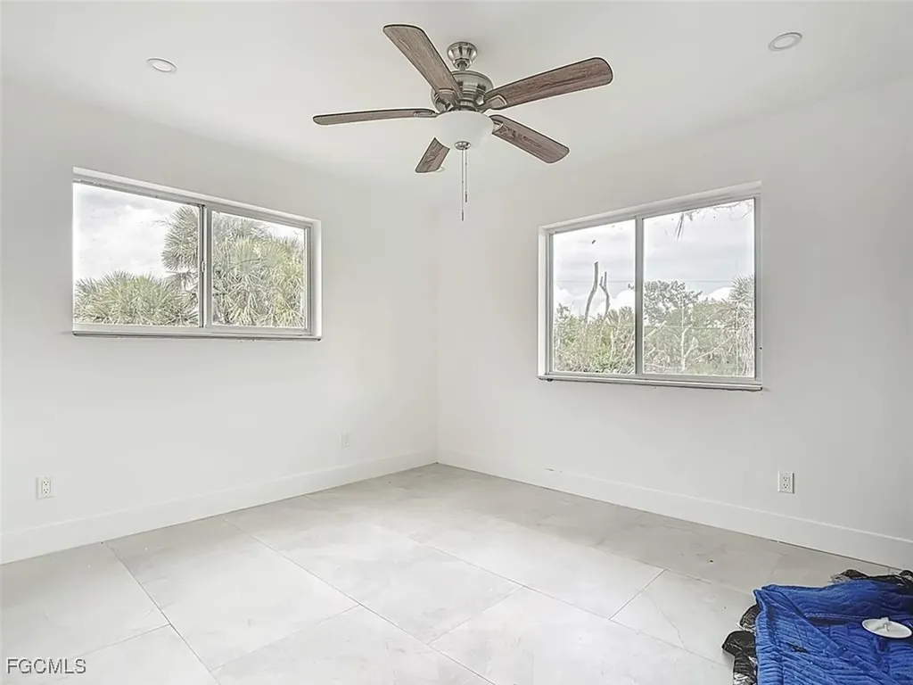497 Lake Murex Circle Sanibel FL 33957