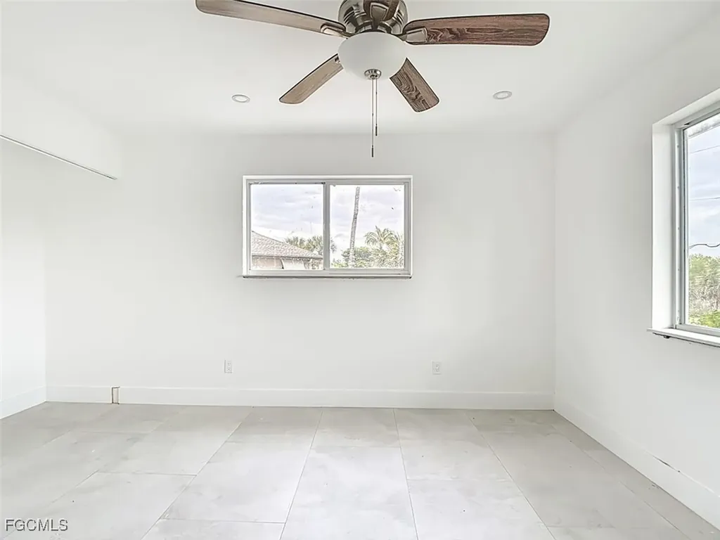 497 Lake Murex Circle Sanibel FL 33957