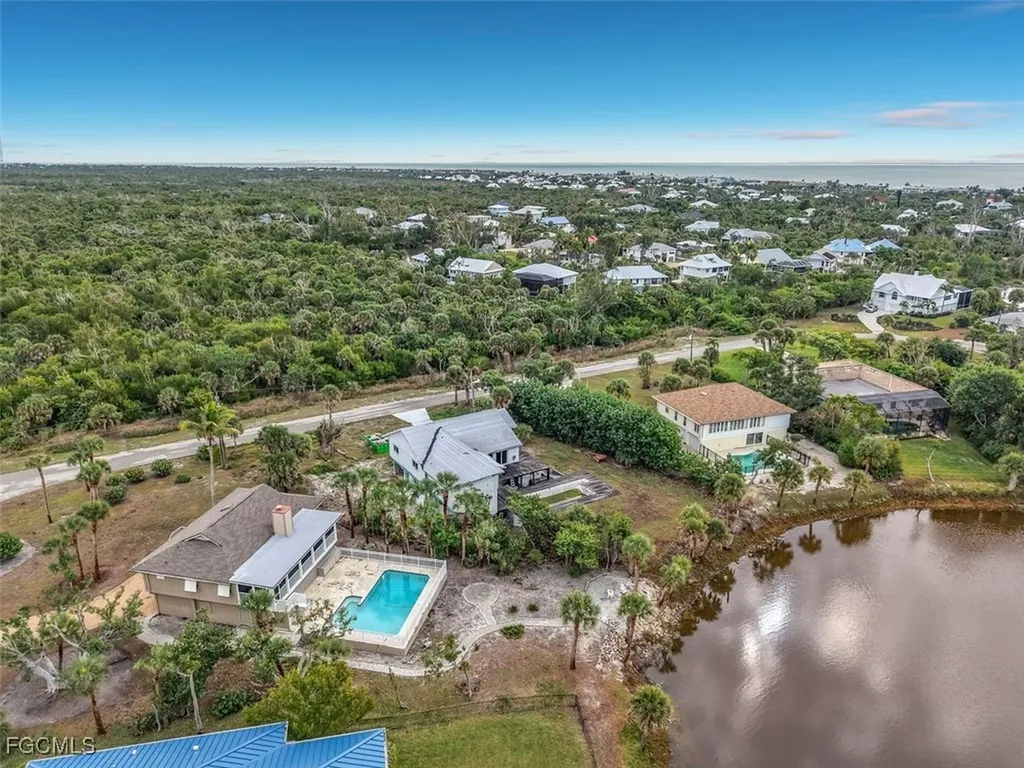 497 Lake Murex Circle Sanibel FL 33957