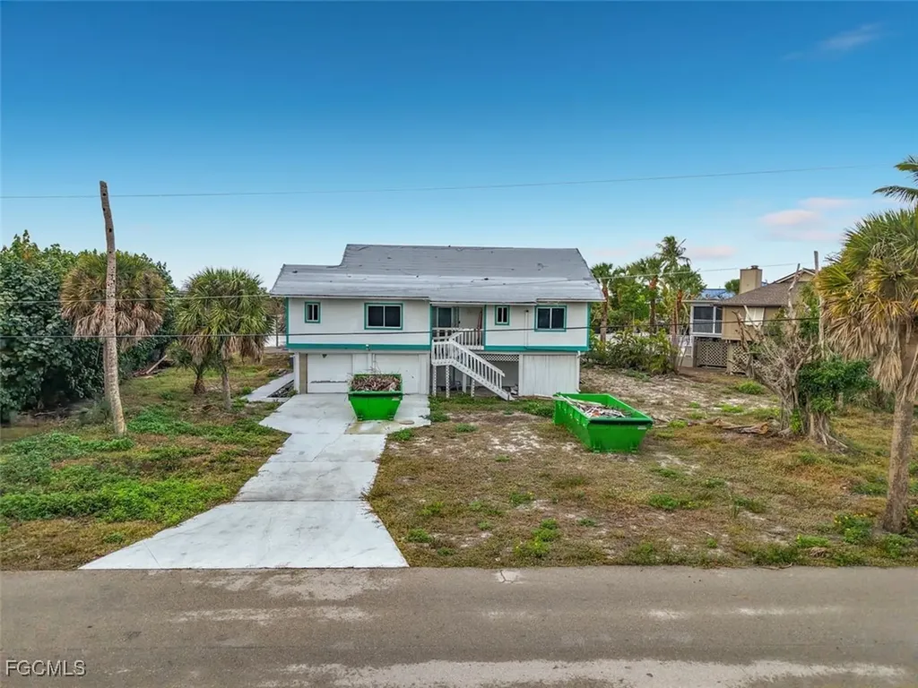 497 Lake Murex Circle Sanibel FL 33957
