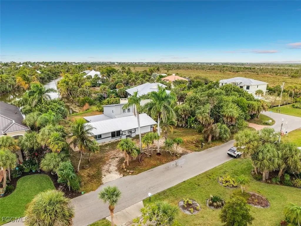3784 Coquina Drive Sanibel FL 33957