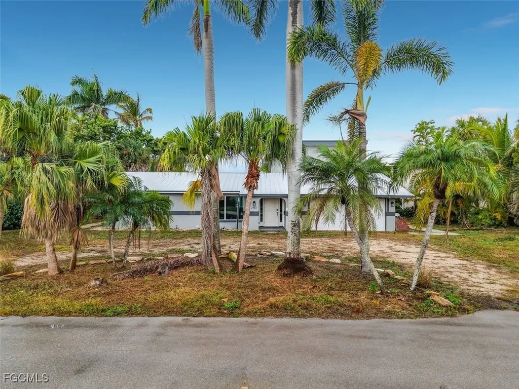 3784 Coquina Drive Sanibel FL 33957