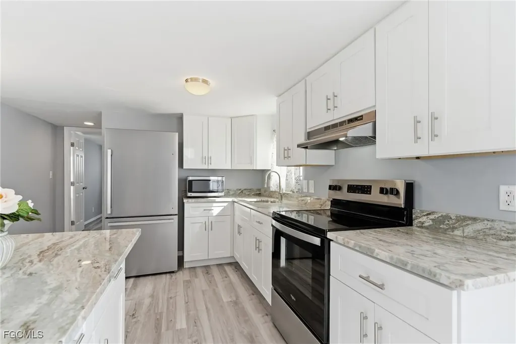 5558 Palm Beach Boulevard Fort Myers FL 33905