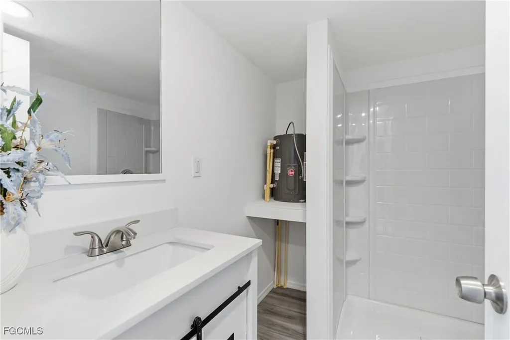 5558 Palm Beach Boulevard Fort Myers FL 33905