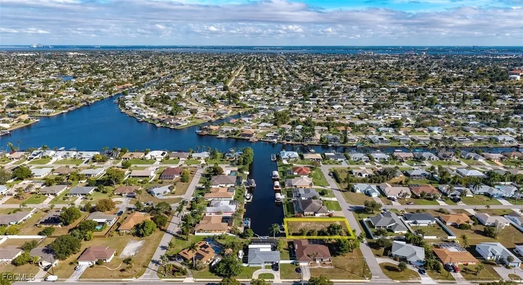 107 SE 35th Terrace Cape Coral FL 33904