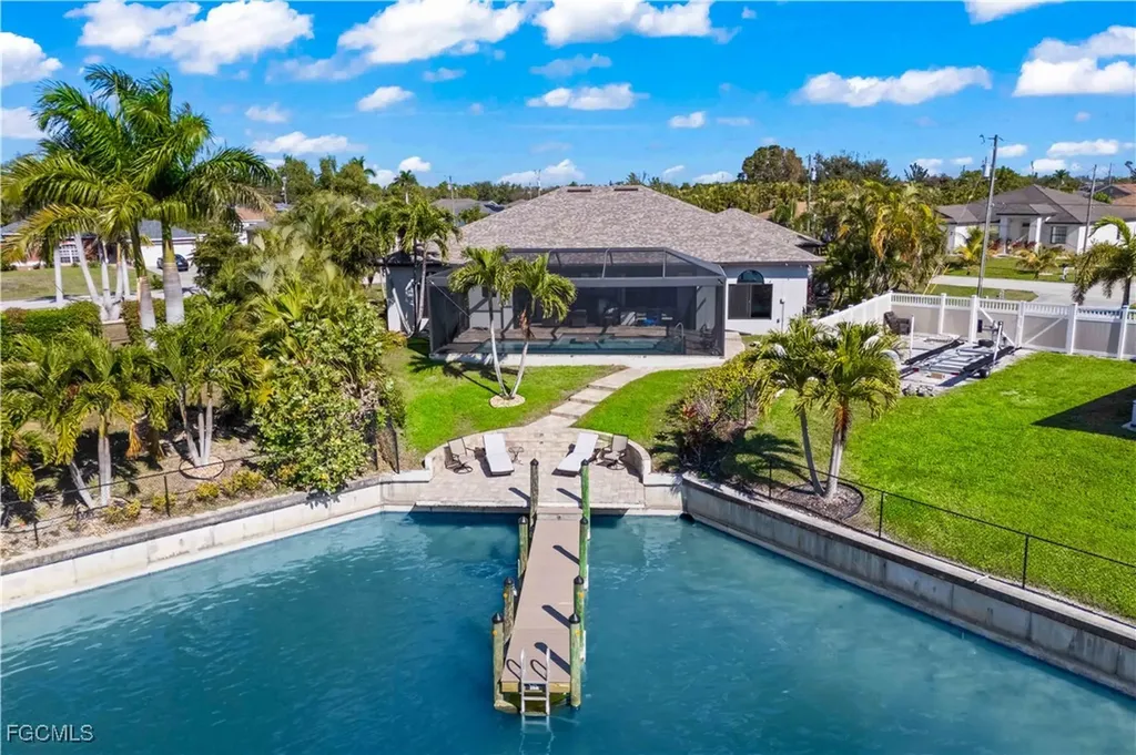 1304 SW 25th Terrace Cape Coral FL 33914