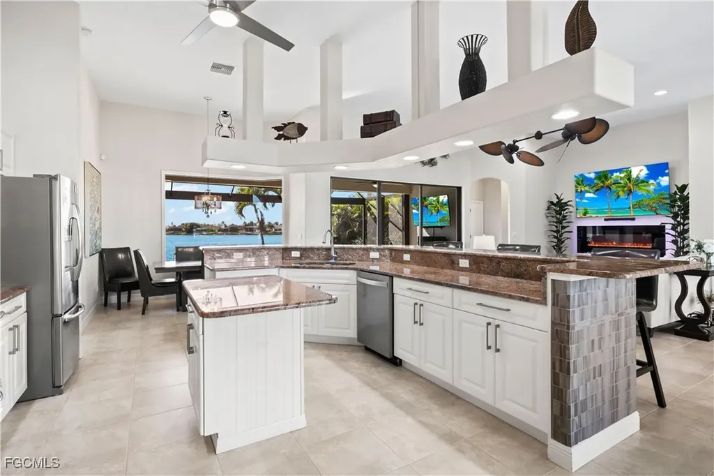 1304 SW 25th Terrace Cape Coral FL 33914