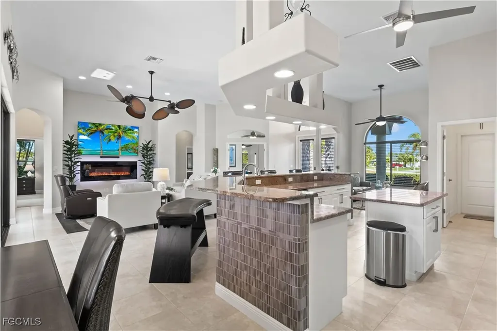 1304 SW 25th Terrace Cape Coral FL 33914