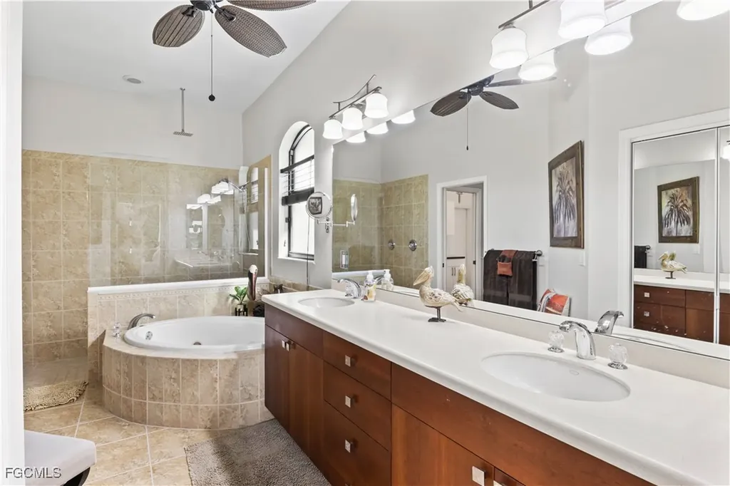 1304 SW 25th Terrace Cape Coral FL 33914