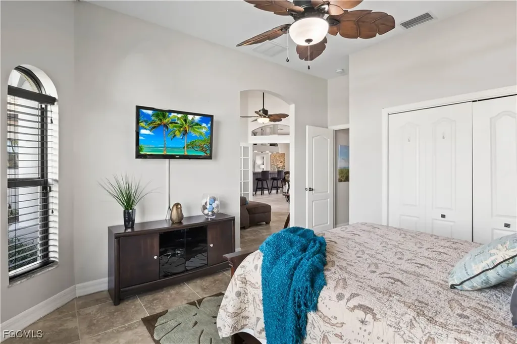 1304 SW 25th Terrace Cape Coral FL 33914