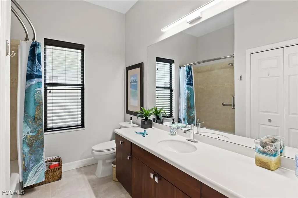 1304 SW 25th Terrace Cape Coral FL 33914