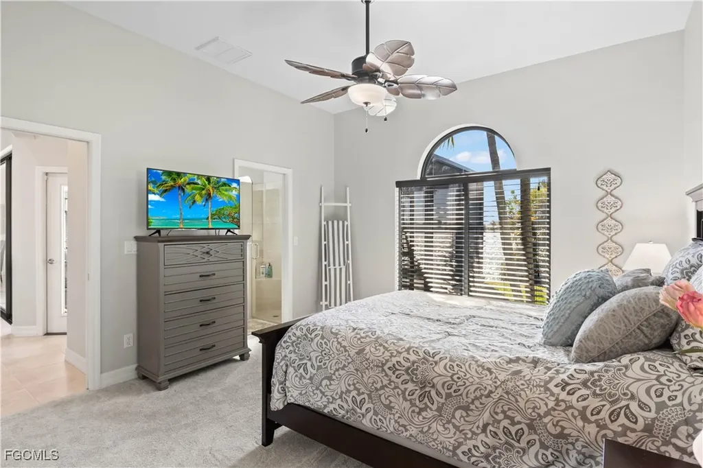 1304 SW 25th Terrace Cape Coral FL 33914