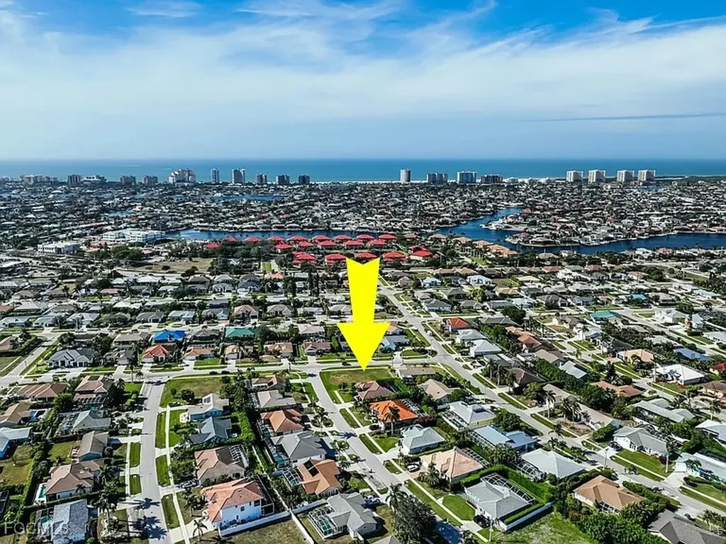 1318 Freeport Avenue Marco Island FL 34145
