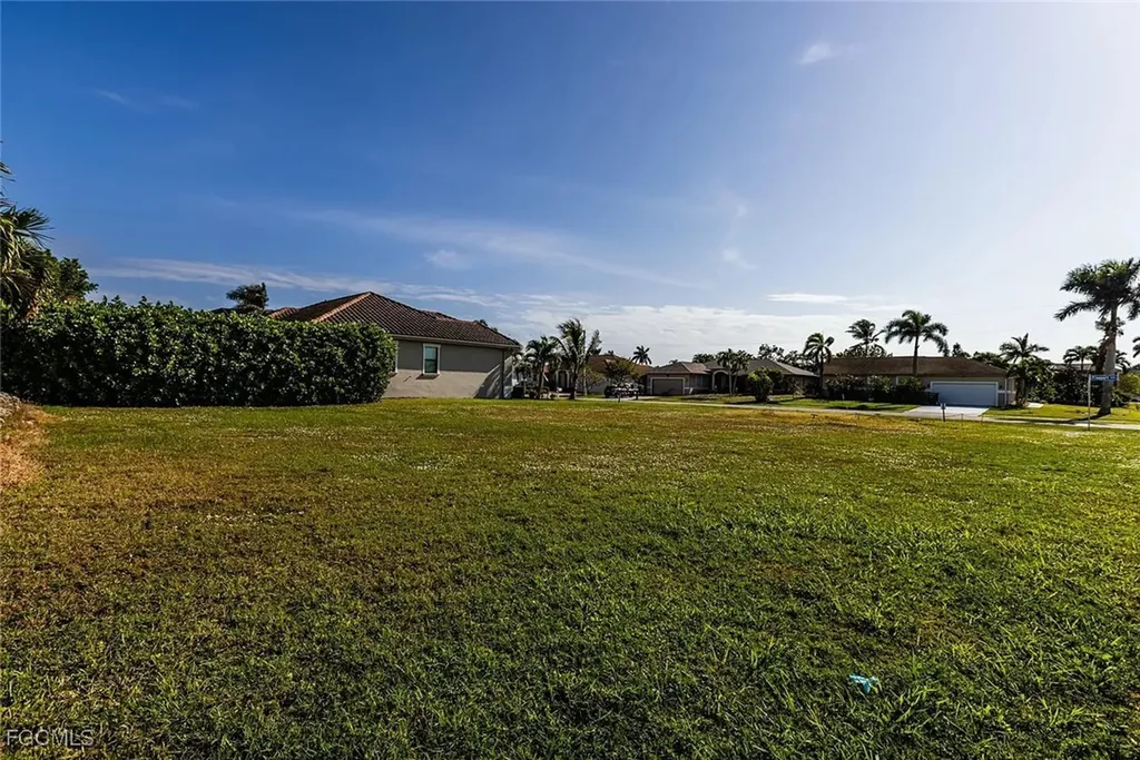 1318 Freeport Avenue Marco Island FL 34145