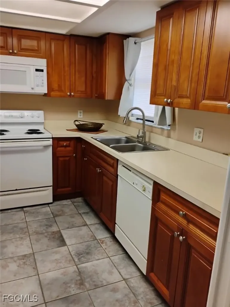 8805 Lateen Lane Fort Myers FL 33919