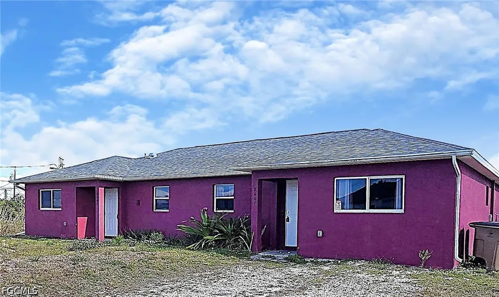 2405/2407 Mansfield Avenue S Lehigh Acres FL 33973