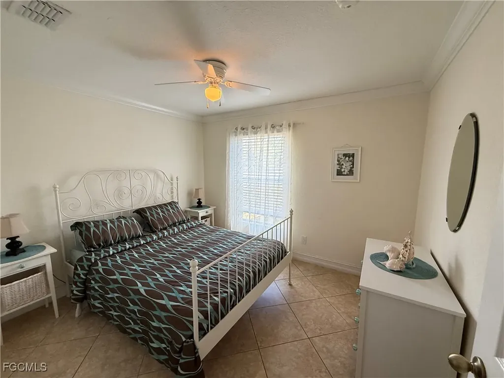 902 Mcarthur Avenue Lehigh Acres FL 33936
