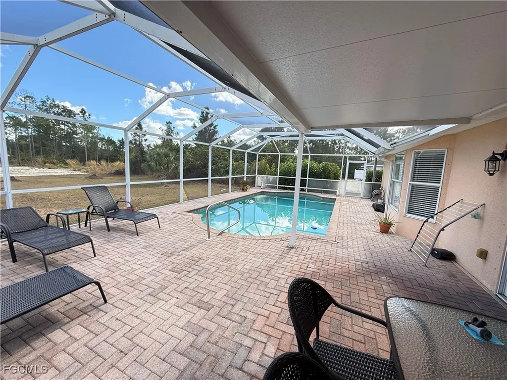 902 Mcarthur Avenue Lehigh Acres FL 33936