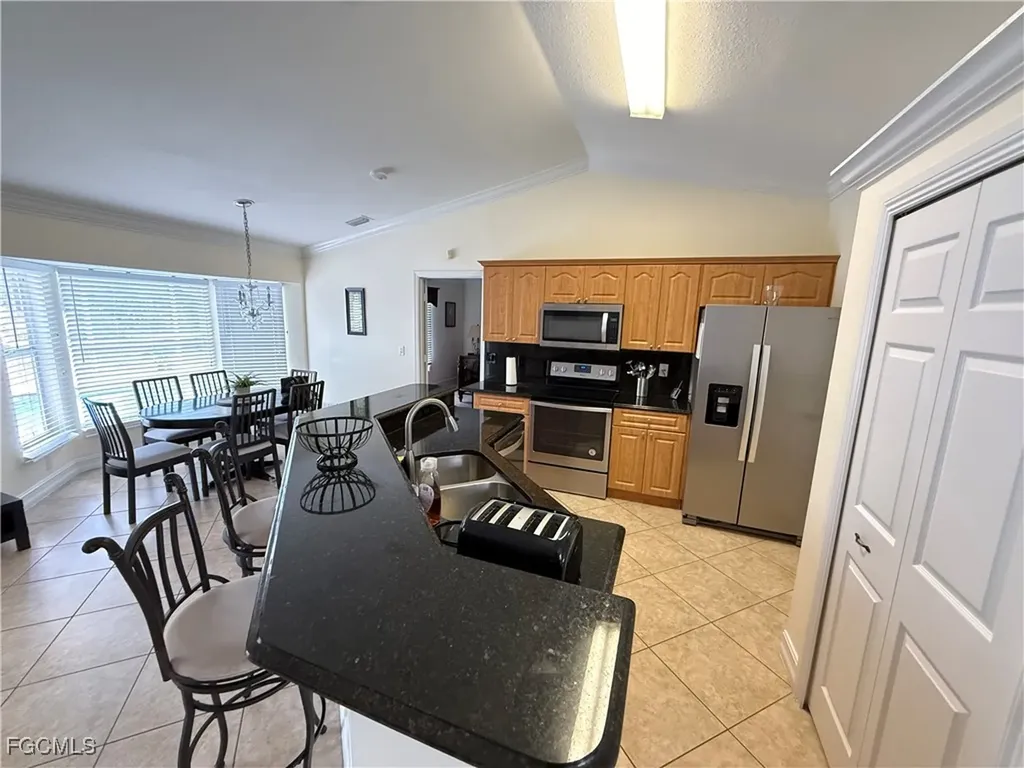 902 Mcarthur Avenue Lehigh Acres FL 33936
