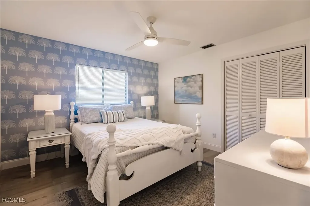 842 99th Avenue N Naples FL 34108