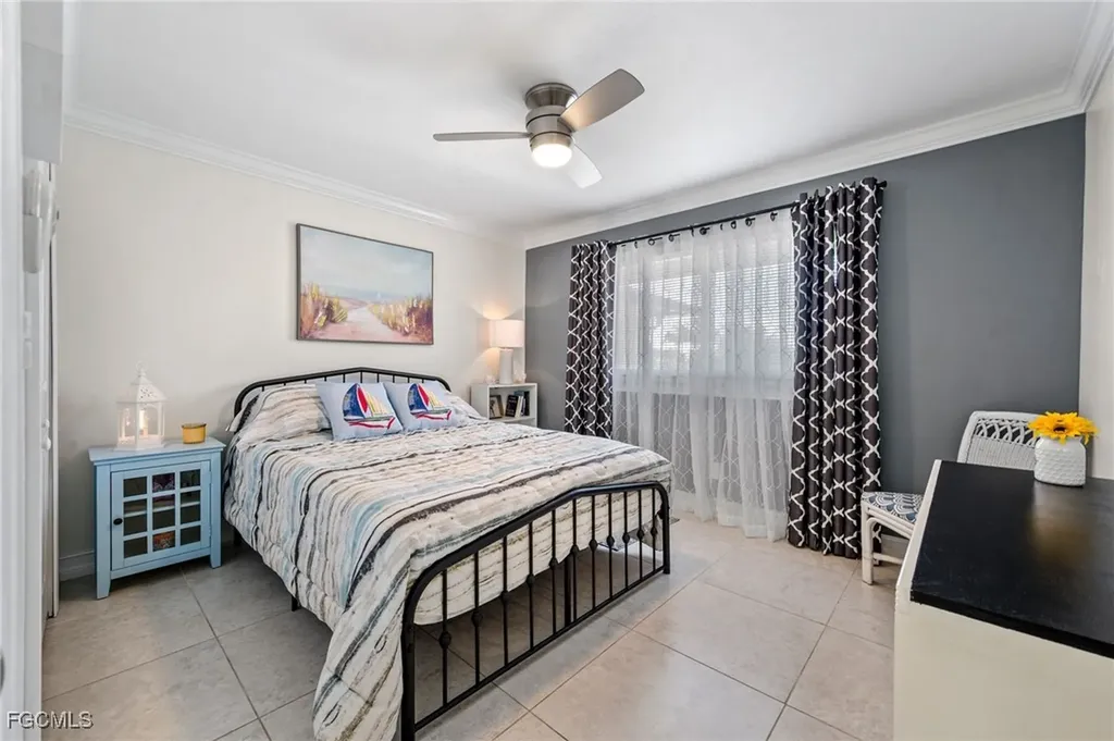 1519 Cape Coral Parkway W Cape Coral FL 33914