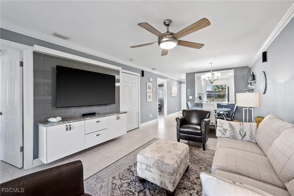 1519 Cape Coral Parkway W Cape Coral FL 33914
