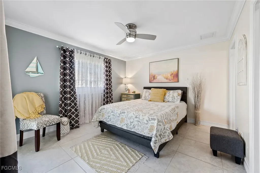 1519 Cape Coral Parkway W Cape Coral FL 33914