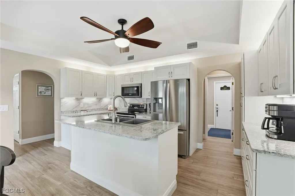 8380 Aqua Cove Lane North Fort Myers FL 33903