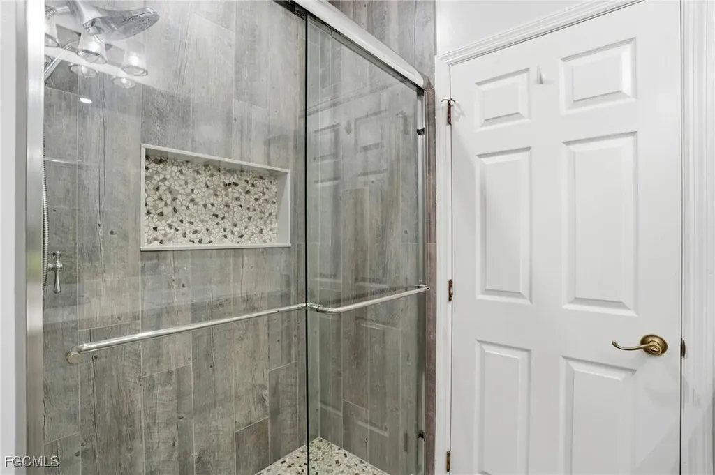 8380 Aqua Cove Lane North Fort Myers FL 33903