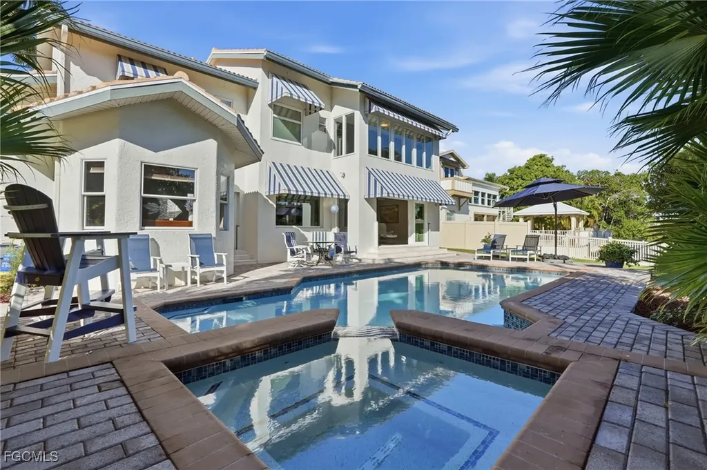 8380 Aqua Cove Lane North Fort Myers FL 33903